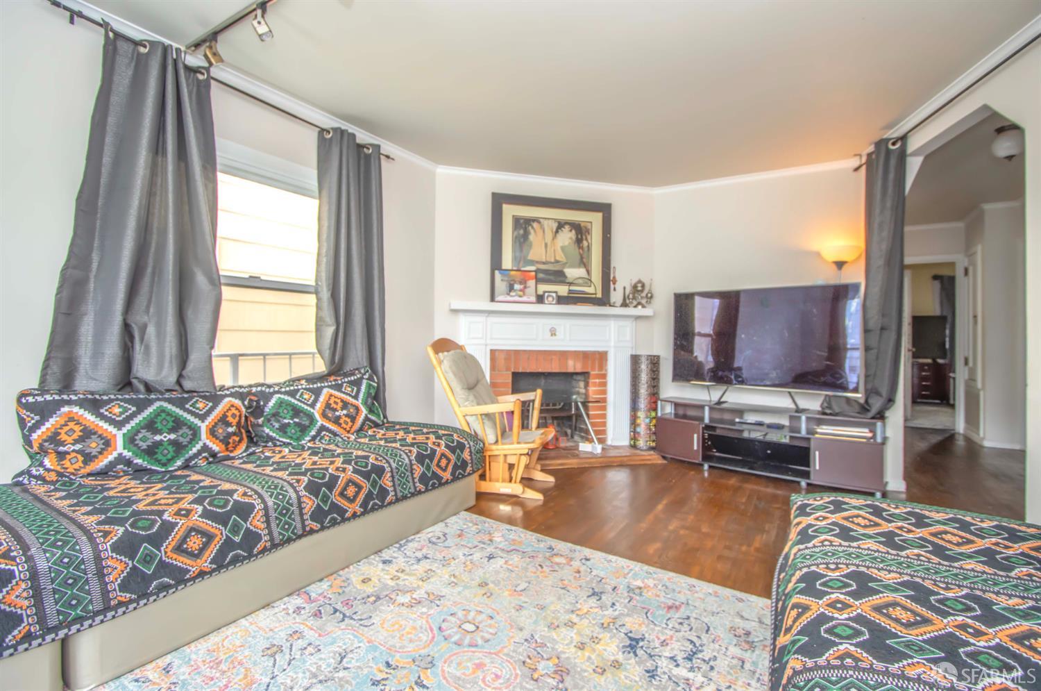 Detail Gallery Image 5 of 25 For 2383 26th Ave, San Francisco,  CA 94116 - – Beds | – Baths