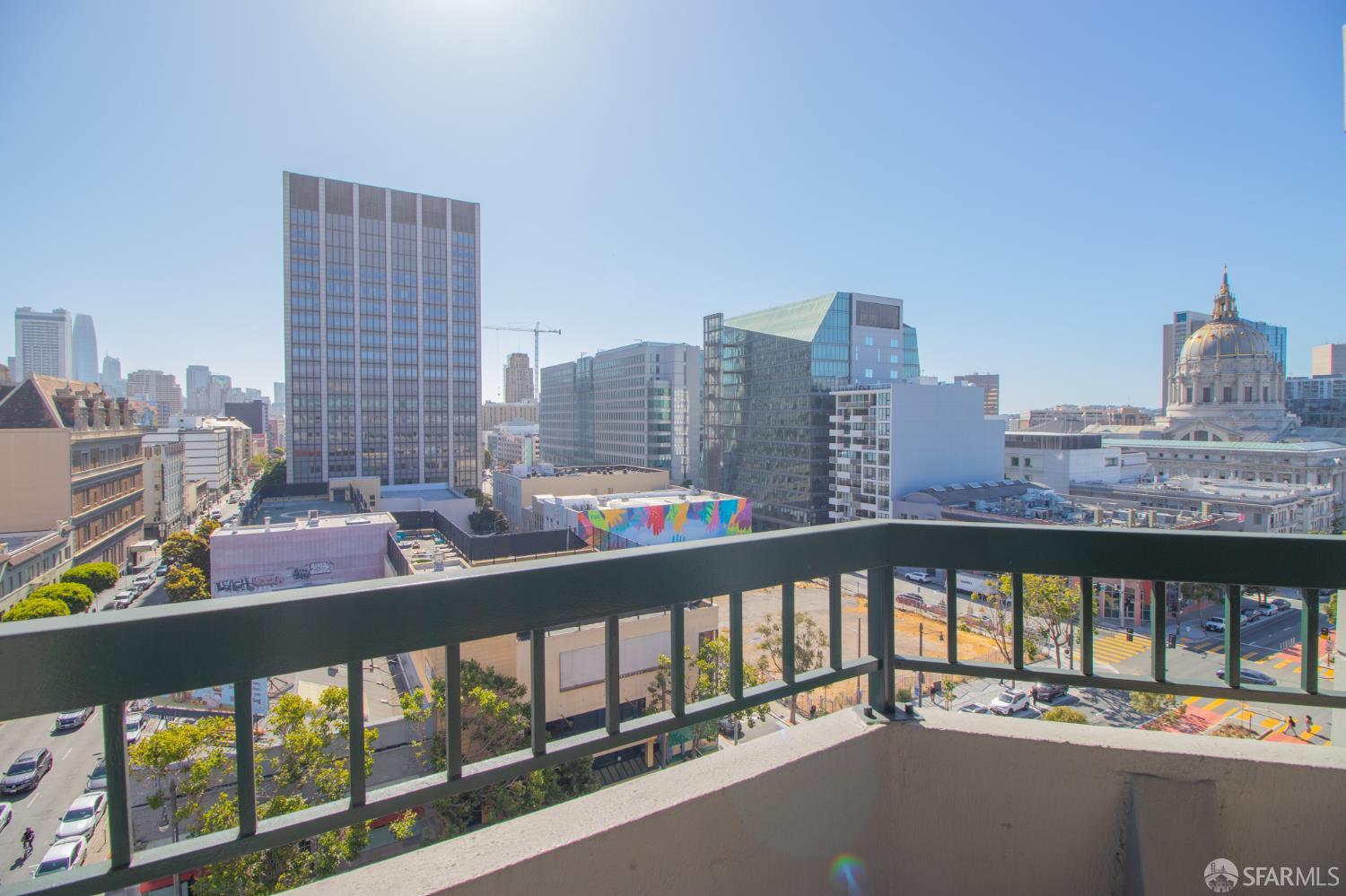 Photo #5: 425051696 Listing 