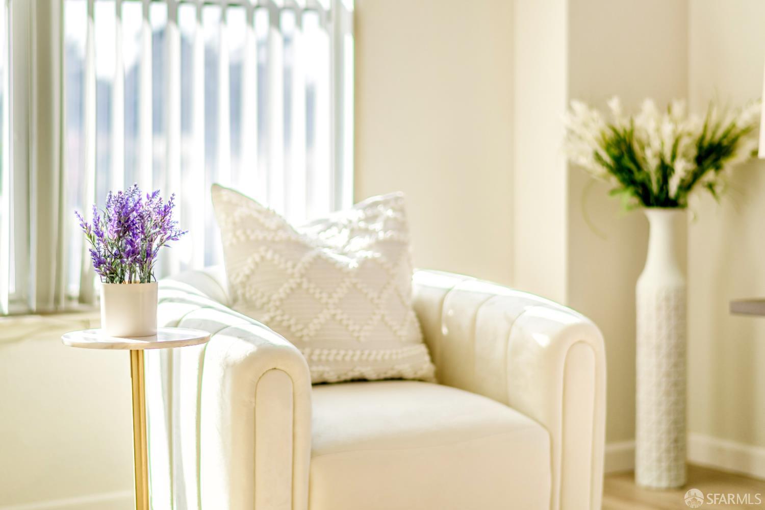 Detail Gallery Image 12 of 76 For 103 Stoneridge Ln #2210,  San Francisco,  CA 94134 - 3 Beds | 2 Baths