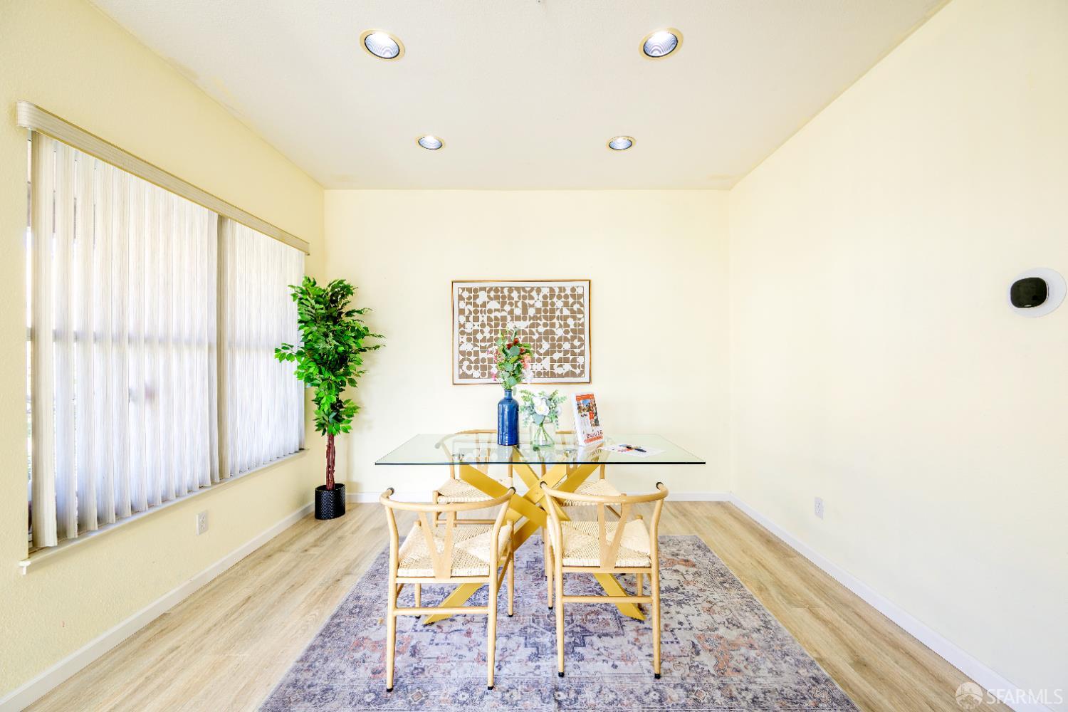 Detail Gallery Image 18 of 76 For 103 Stoneridge Ln #2210,  San Francisco,  CA 94134 - 3 Beds | 2 Baths