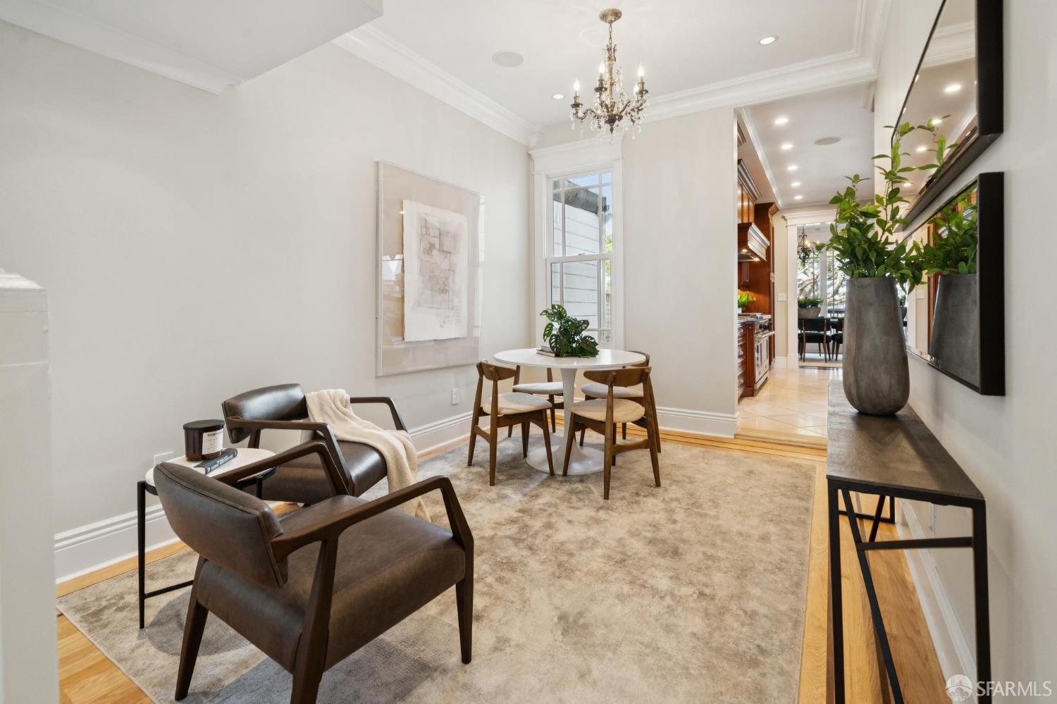 Detail Gallery Image 11 of 94 For 729 Douglass St, San Francisco,  CA 94114 - – Beds | – Baths