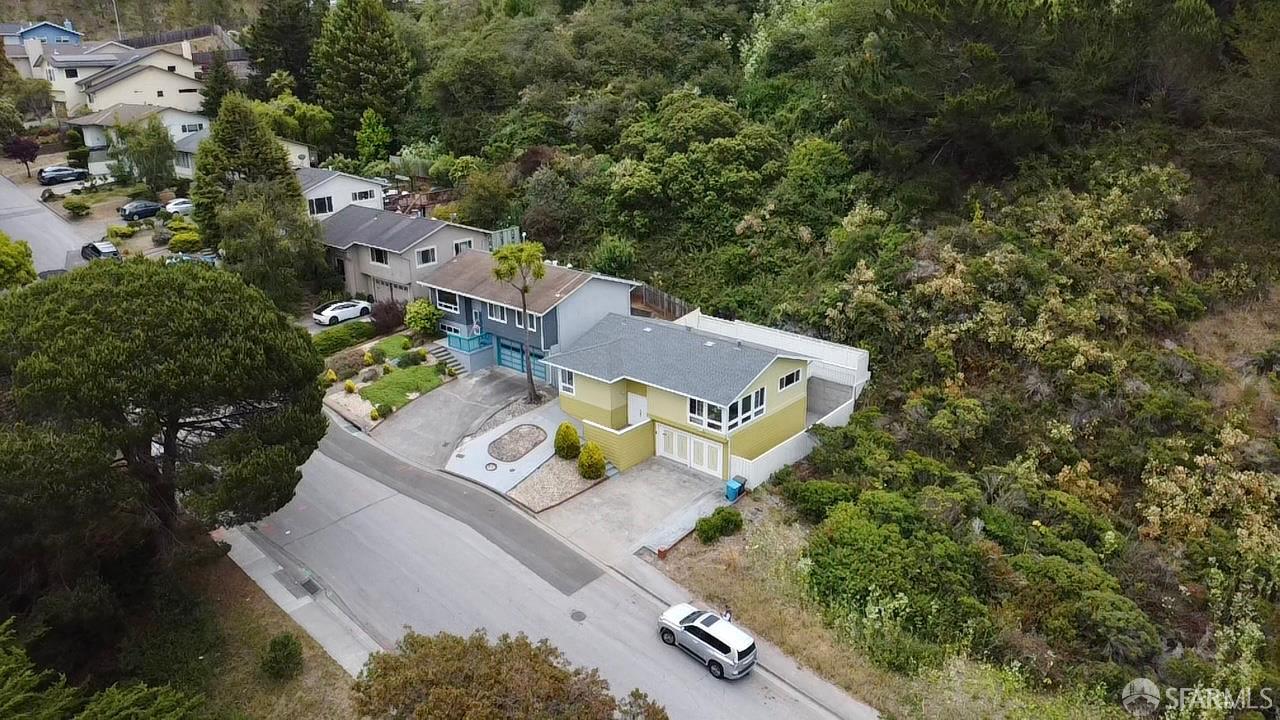 Detail Gallery Image 50 of 53 For 949 Yosemite Dr, Pacifica,  CA 94044 - 3 Beds | 2 Baths