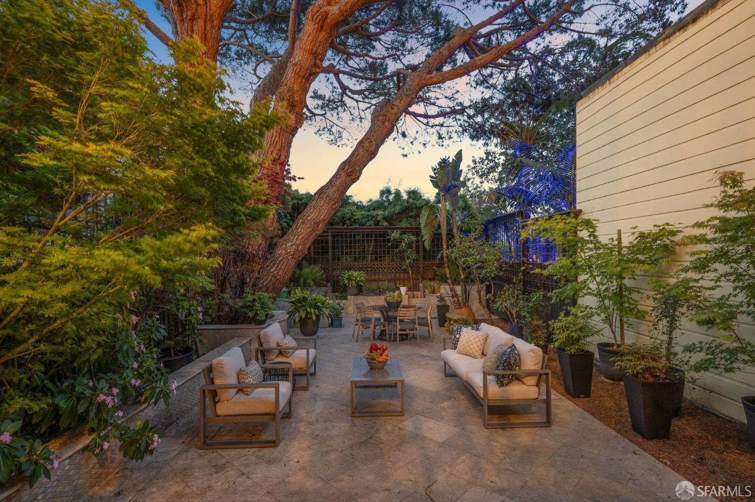 Detail Gallery Image 89 of 94 For 729 Douglass St, San Francisco,  CA 94114 - – Beds | – Baths
