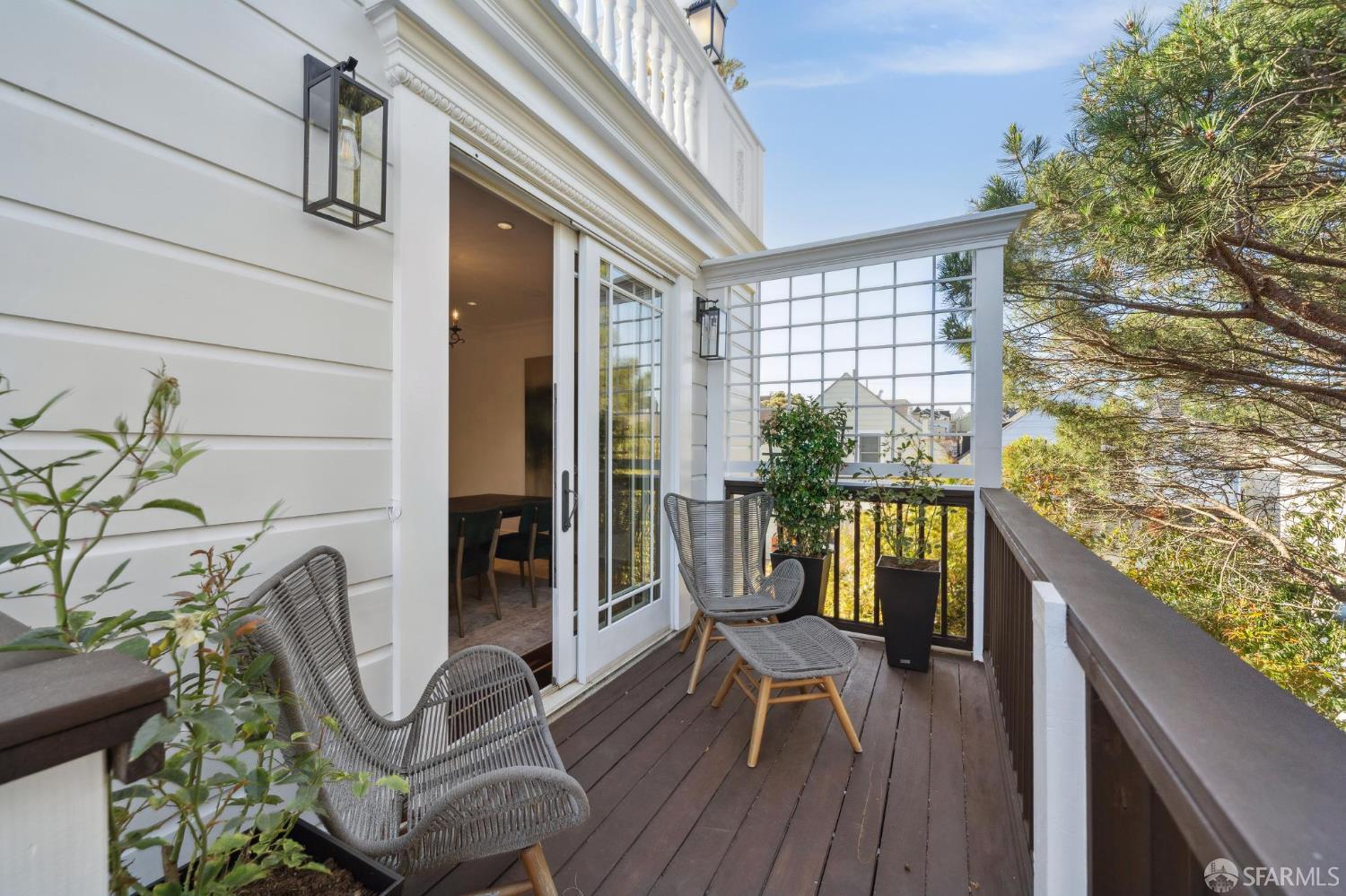 Detail Gallery Image 19 of 94 For 729 Douglass St, San Francisco,  CA 94114 - – Beds | – Baths