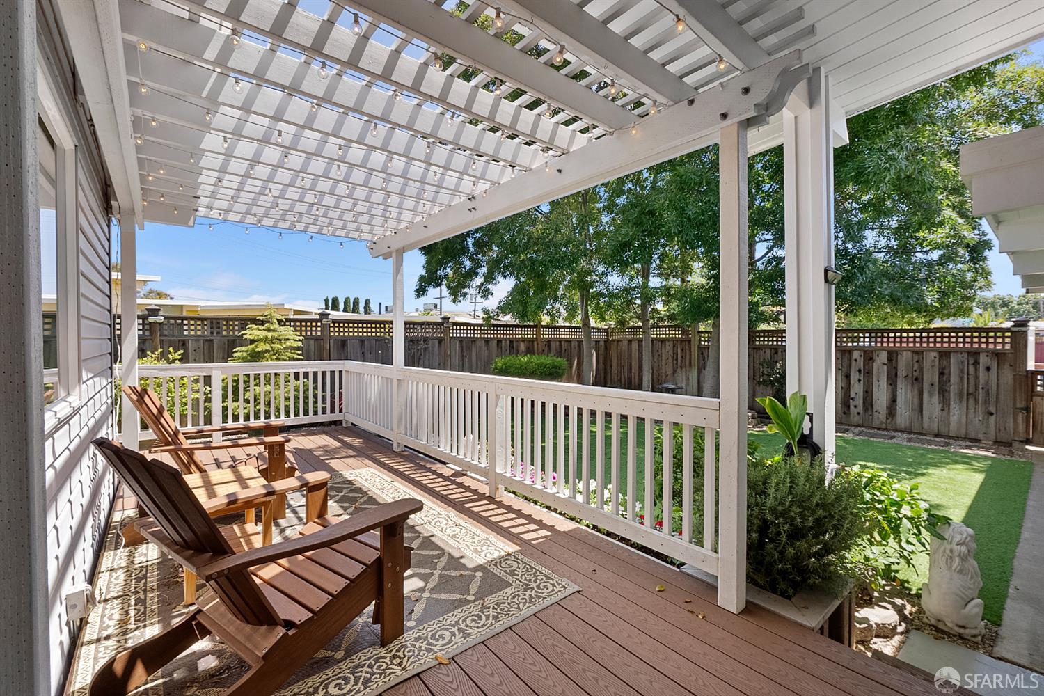 Detail Gallery Image 32 of 38 For 1811 Hamlet St, San Mateo,  CA 94403 - 3 Beds | 2 Baths