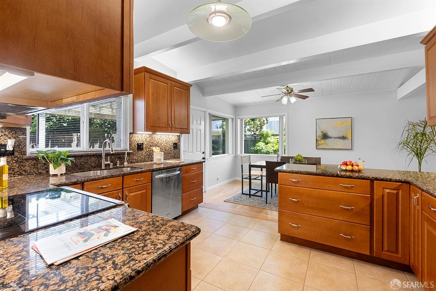 Detail Gallery Image 15 of 38 For 1811 Hamlet St, San Mateo,  CA 94403 - 3 Beds | 2 Baths