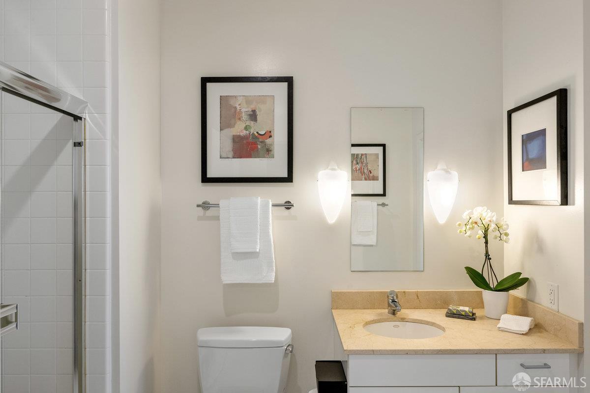 Photo #16: 425048716 Listing: Photo #16