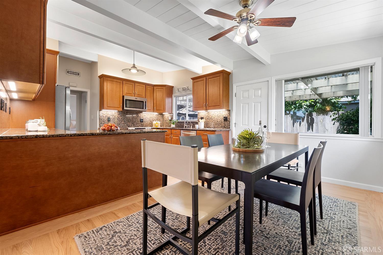 Detail Gallery Image 11 of 38 For 1811 Hamlet St, San Mateo,  CA 94403 - 3 Beds | 2 Baths