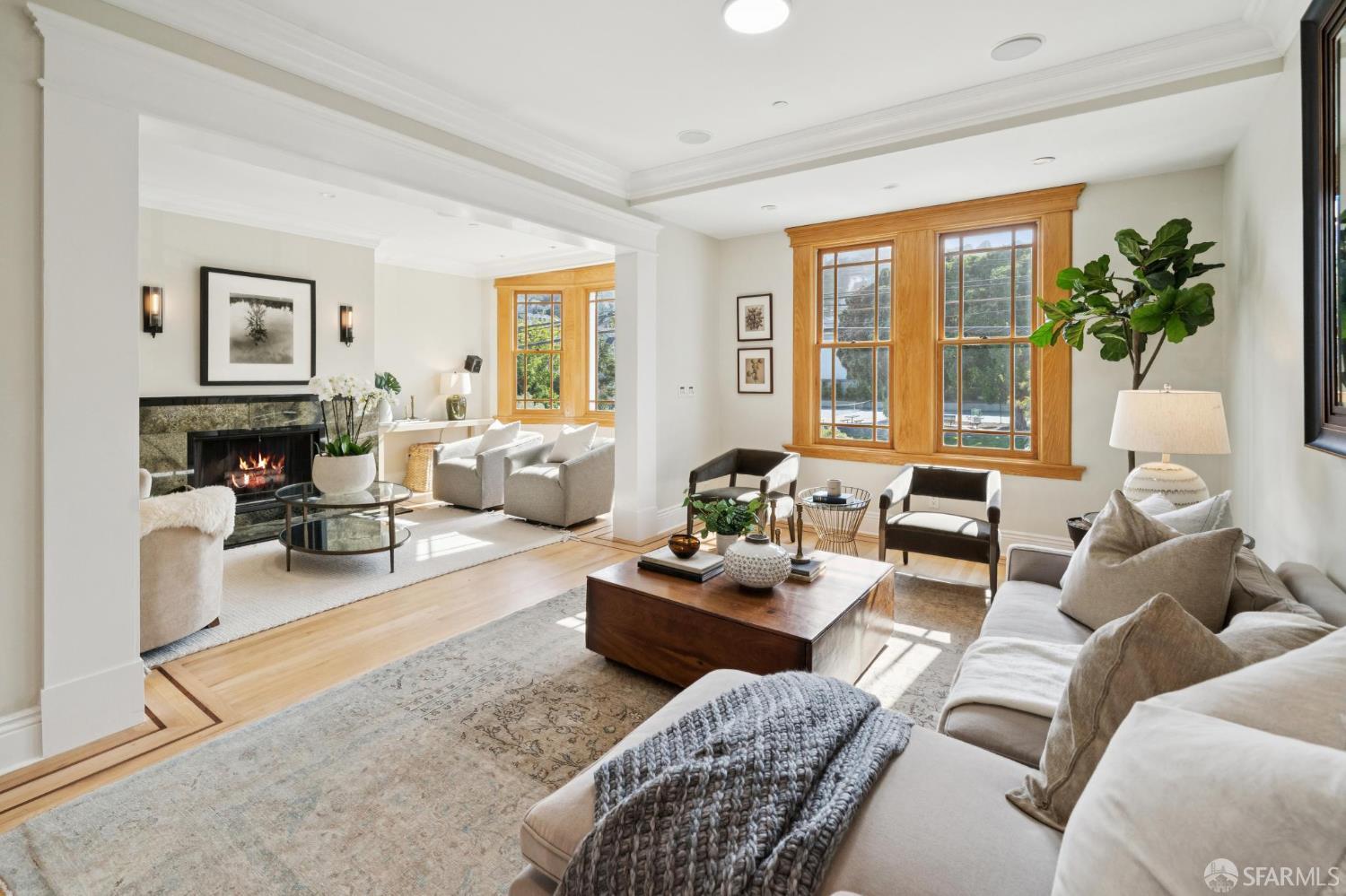 Detail Gallery Image 5 of 94 For 729 Douglass St, San Francisco,  CA 94114 - – Beds | – Baths
