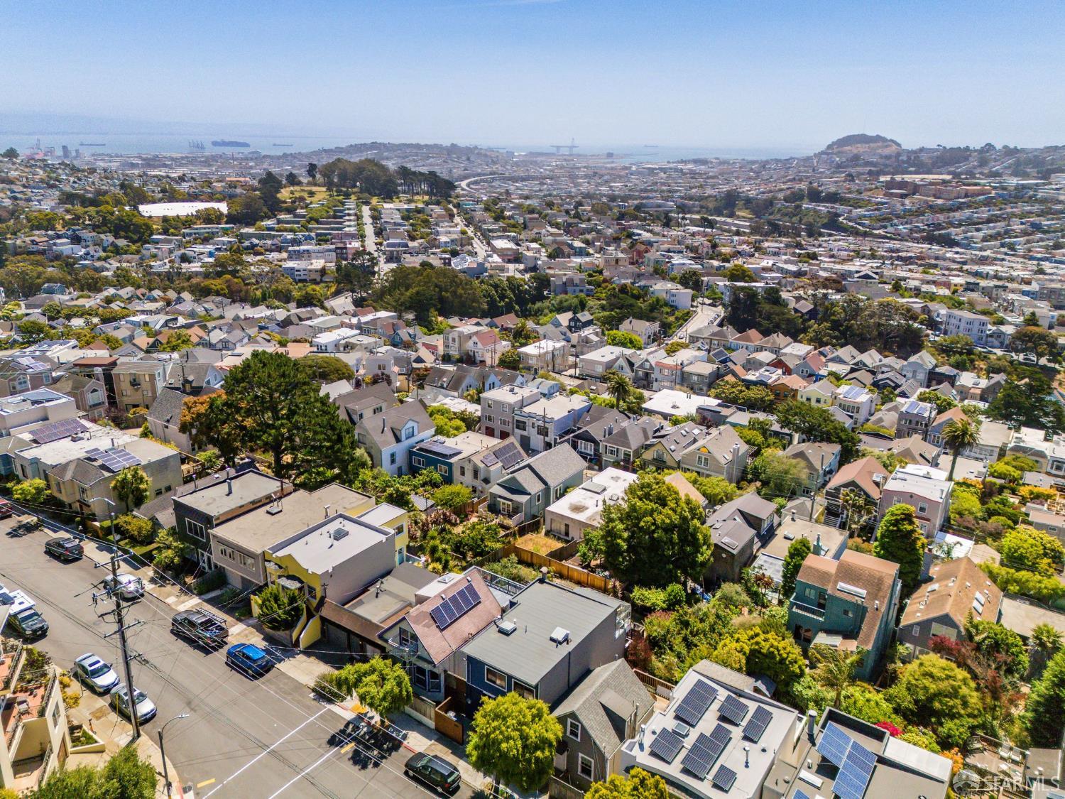 Detail Gallery Image 42 of 58 For 69 Bemis St, San Francisco,  CA 94131 - 3 Beds | 2/1 Baths