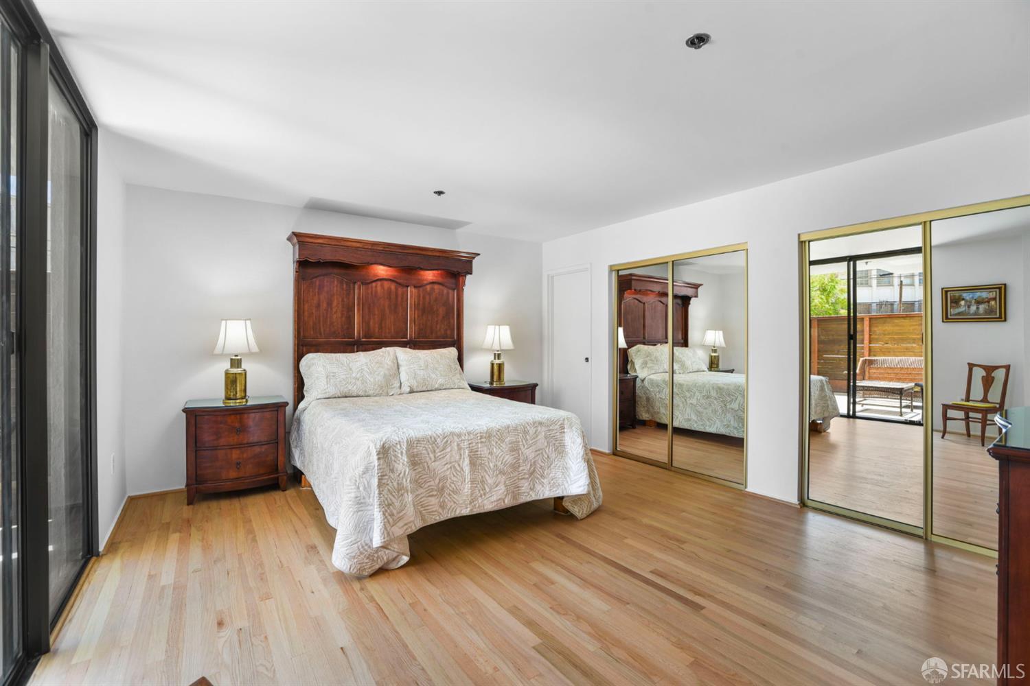 Detail Gallery Image 22 of 54 For 110 Park Rd #101,  Burlingame,  CA 94010 - 2 Beds | 2 Baths