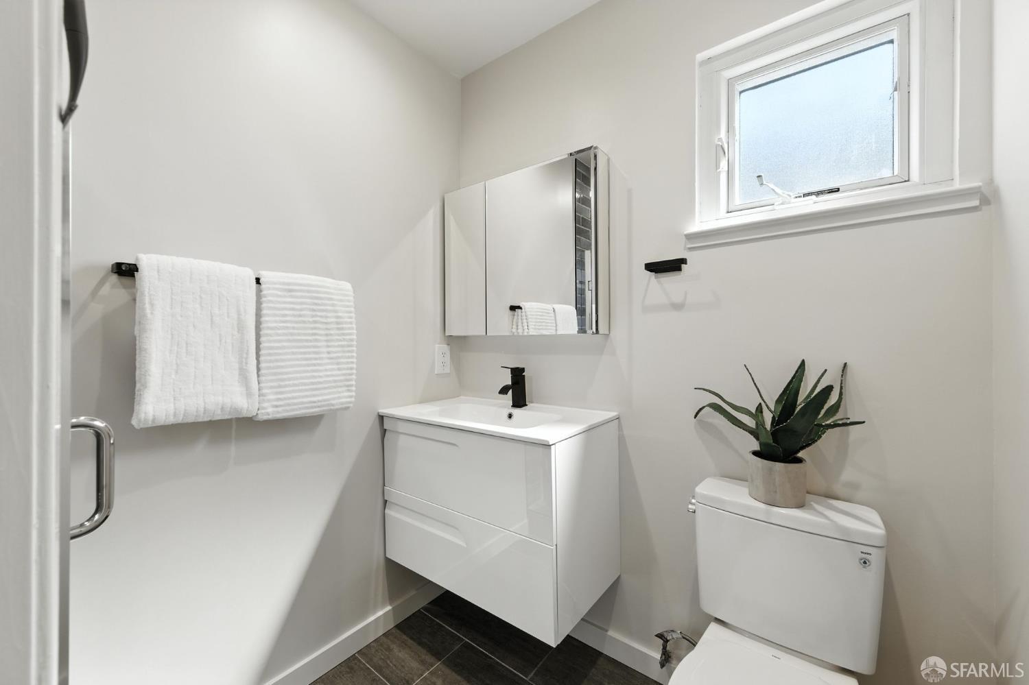 Detail Gallery Image 31 of 58 For 69 Bemis St, San Francisco,  CA 94131 - 3 Beds | 2/1 Baths