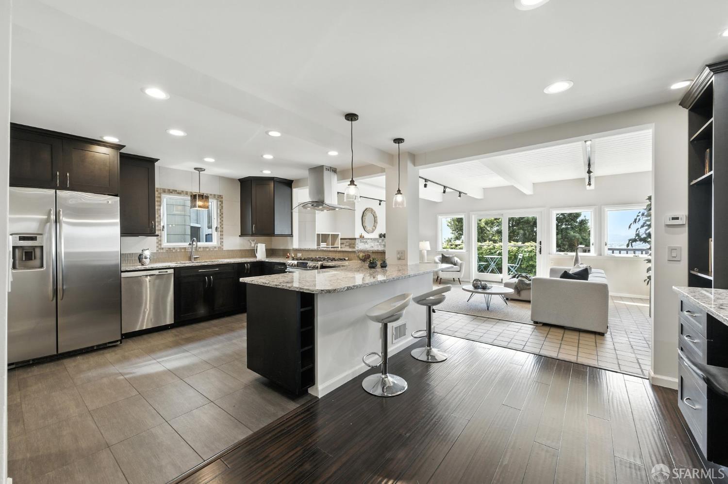Detail Gallery Image 9 of 58 For 69 Bemis St, San Francisco,  CA 94131 - 3 Beds | 2/1 Baths