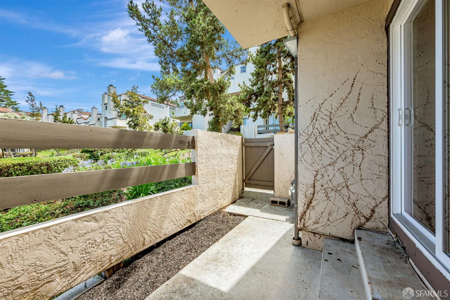 Detail Gallery Image 24 of 31 For 3550 Carter Dr #65,  South San Francisco,  CA 94080 - 2 Beds | 1/1 Baths