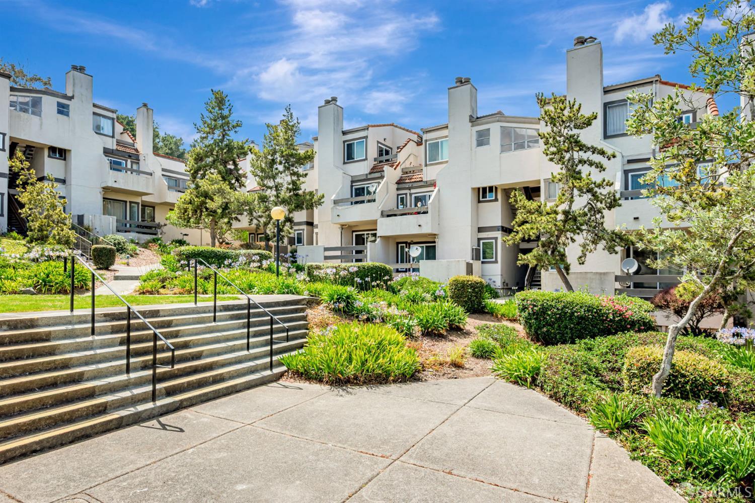 Detail Gallery Image 28 of 31 For 3550 Carter Dr #65,  South San Francisco,  CA 94080 - 2 Beds | 1/1 Baths