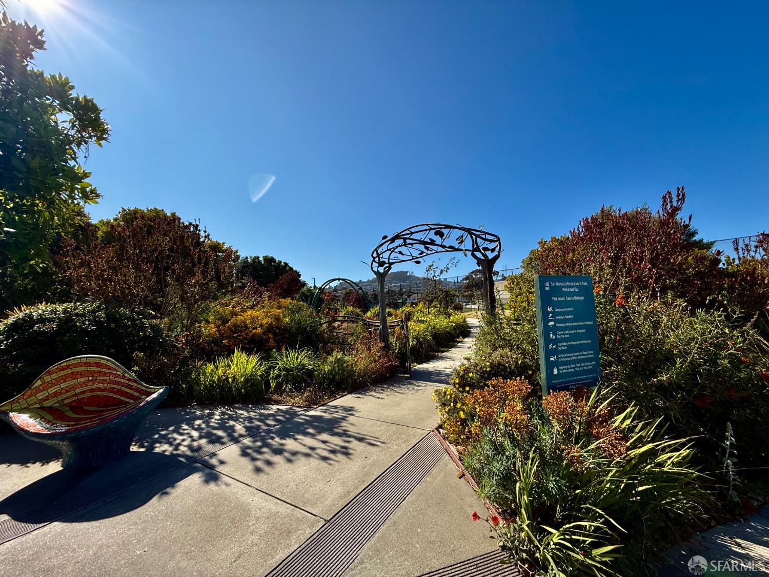 Detail Gallery Image 33 of 45 For 42 Colonial Way, San Francisco,  CA 94112 - 5 Beds | 3 Baths