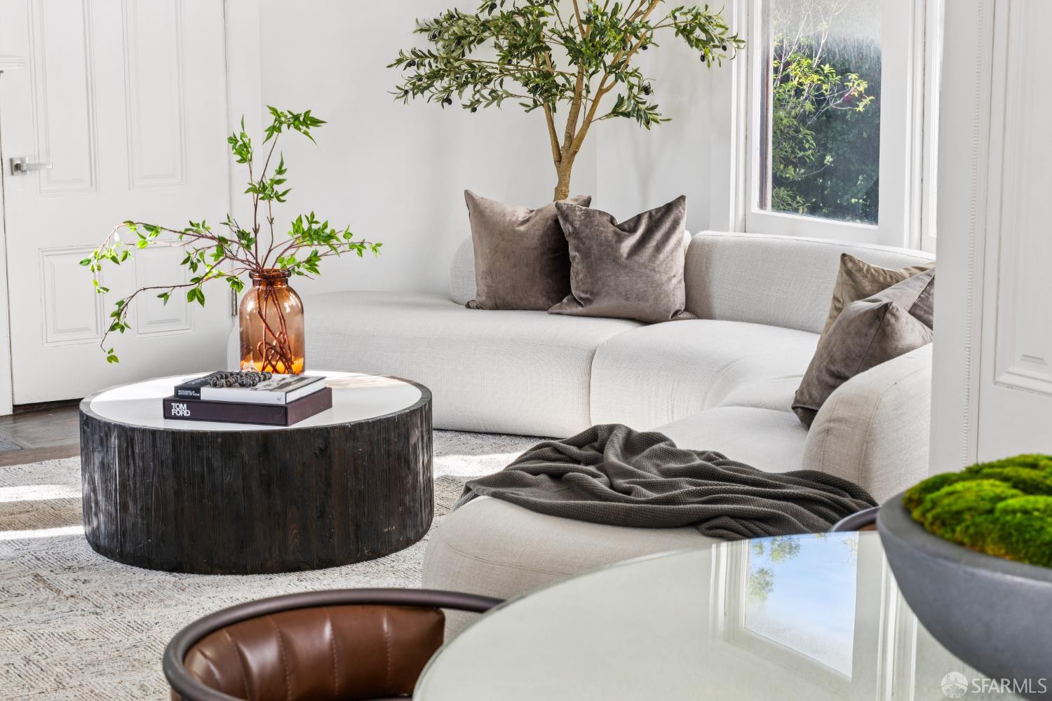 Detail Gallery Image 10 of 99 For 2332 California St, San Francisco,  CA 94115 - – Beds | – Baths