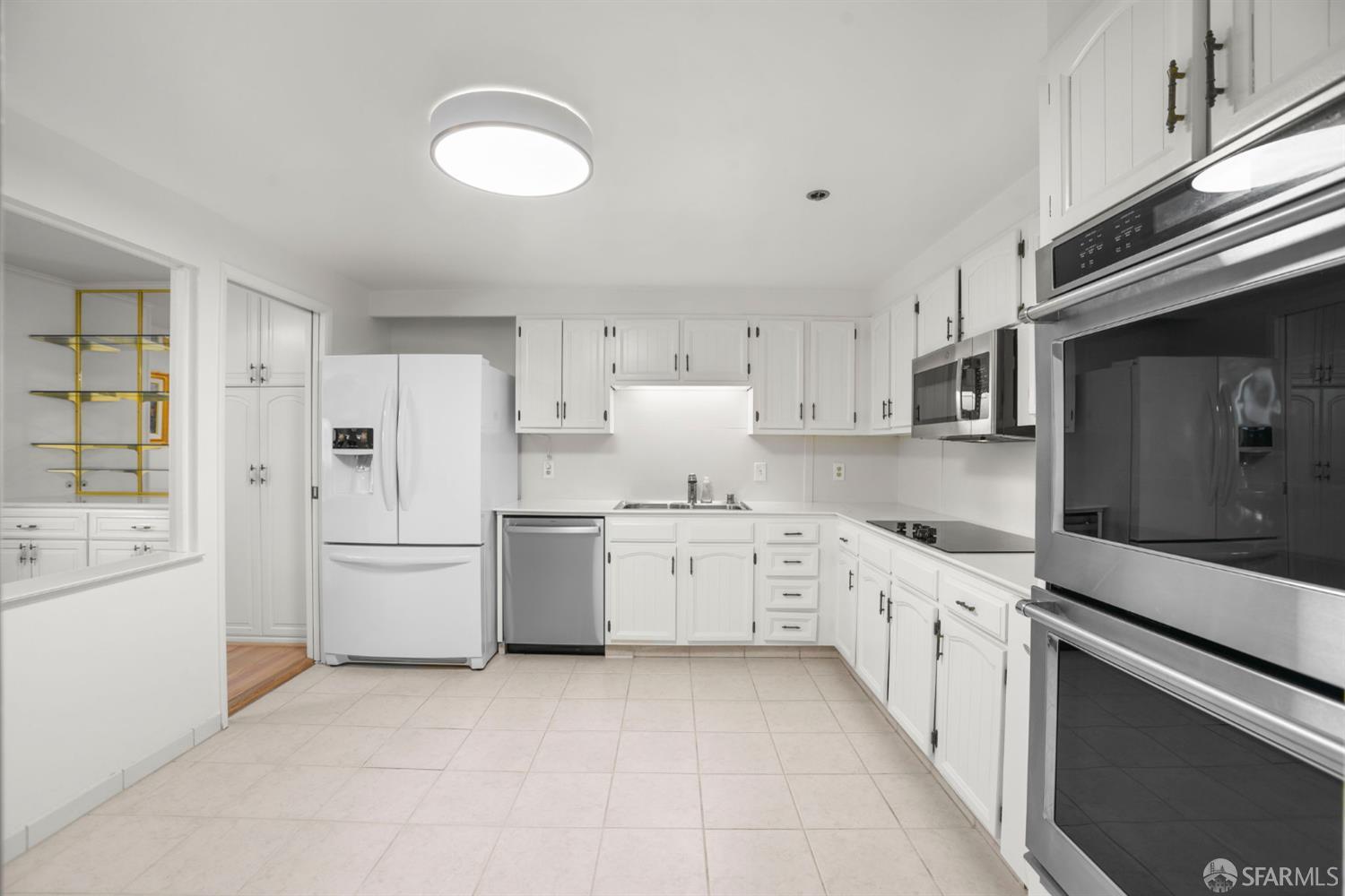 Detail Gallery Image 20 of 54 For 110 Park Rd #101,  Burlingame,  CA 94010 - 2 Beds | 2 Baths