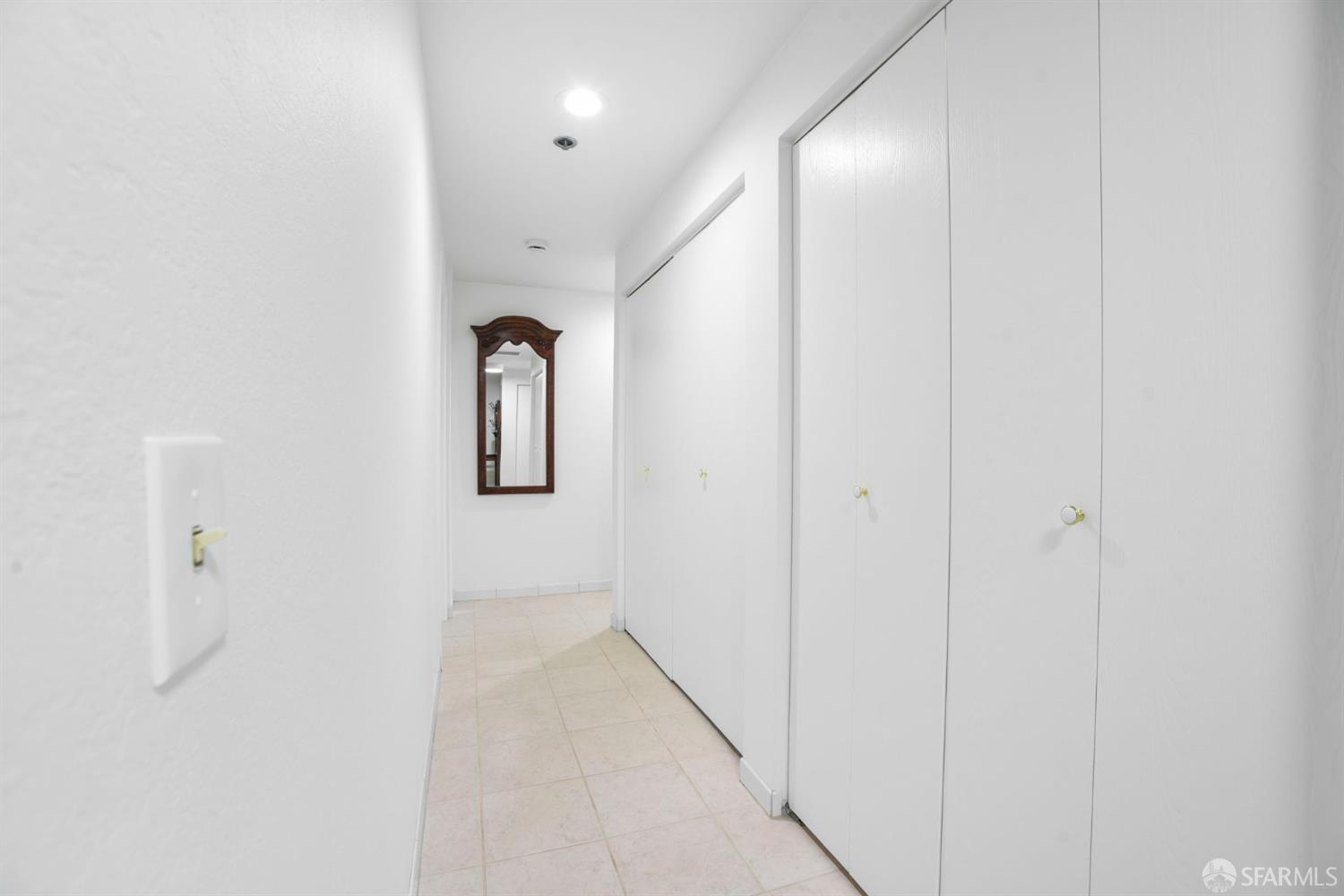 Detail Gallery Image 32 of 54 For 110 Park Rd #101,  Burlingame,  CA 94010 - 2 Beds | 2 Baths