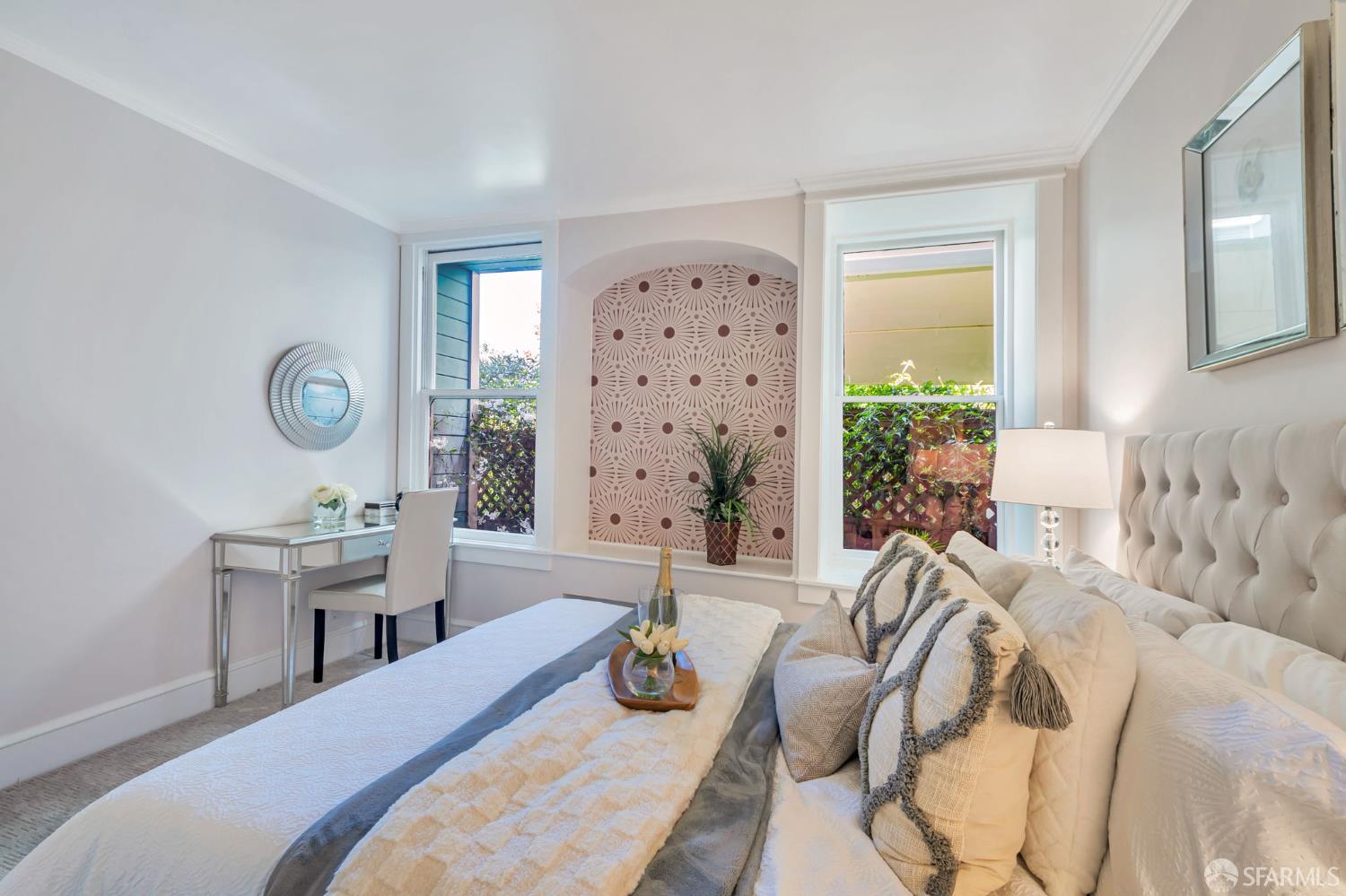 Detail Gallery Image 17 of 38 For 30 Eagle St, San Francisco,  CA 94114 - 2 Beds | 1 Baths