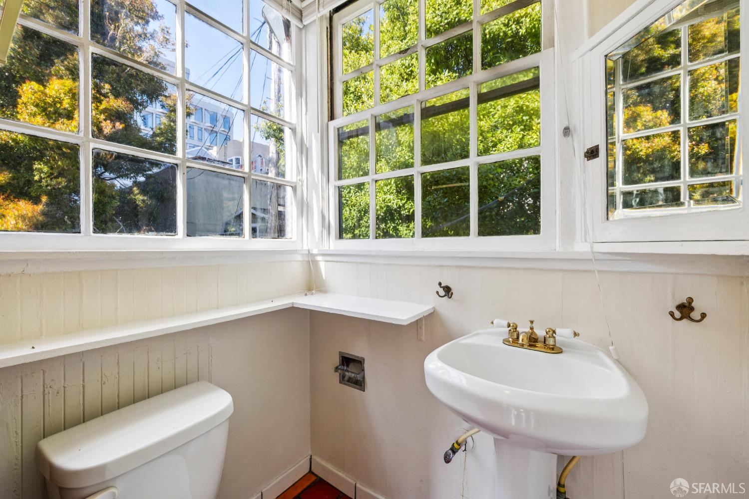 Detail Gallery Image 95 of 99 For 2332 California St, San Francisco,  CA 94115 - – Beds | – Baths