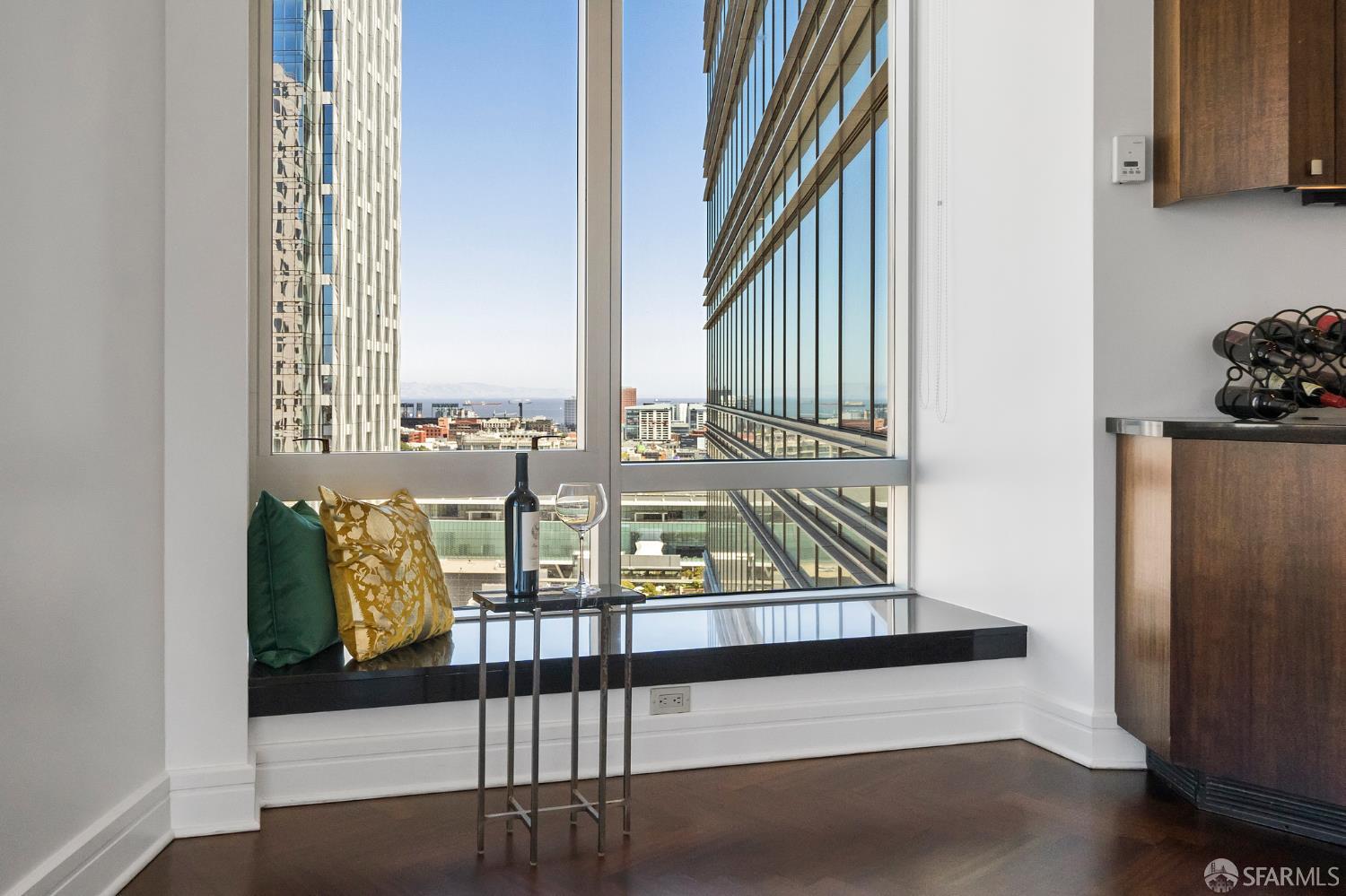 Detail Gallery Image 5 of 25 For 765 Market St 22d,  San Francisco,  CA 94103 - 3 Beds | 3 Baths