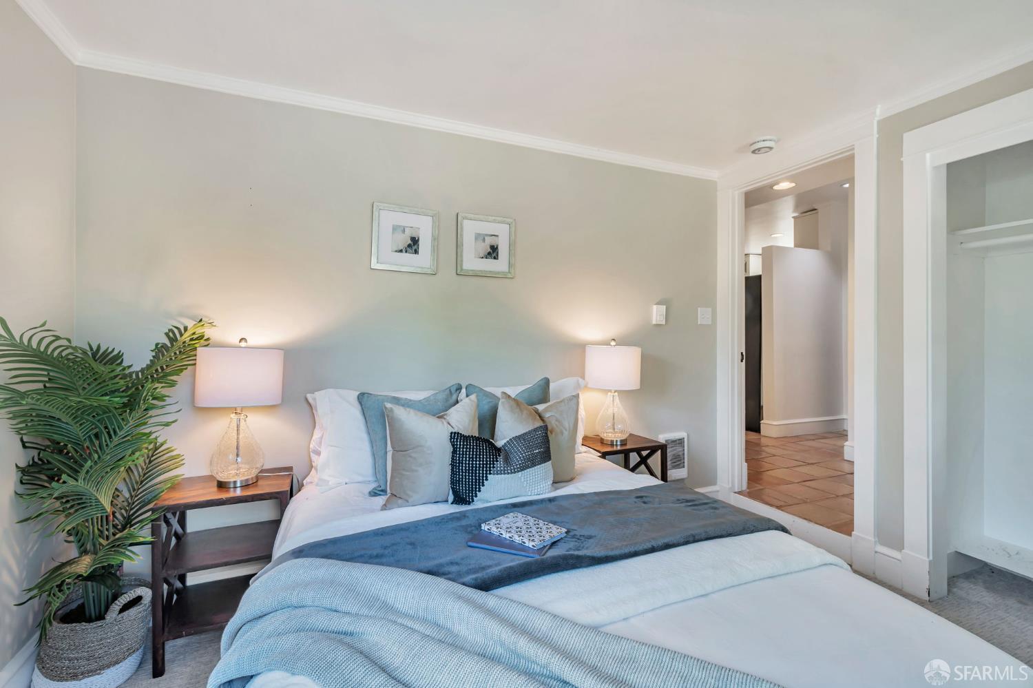 Detail Gallery Image 22 of 38 For 30 Eagle St, San Francisco,  CA 94114 - 2 Beds | 1 Baths