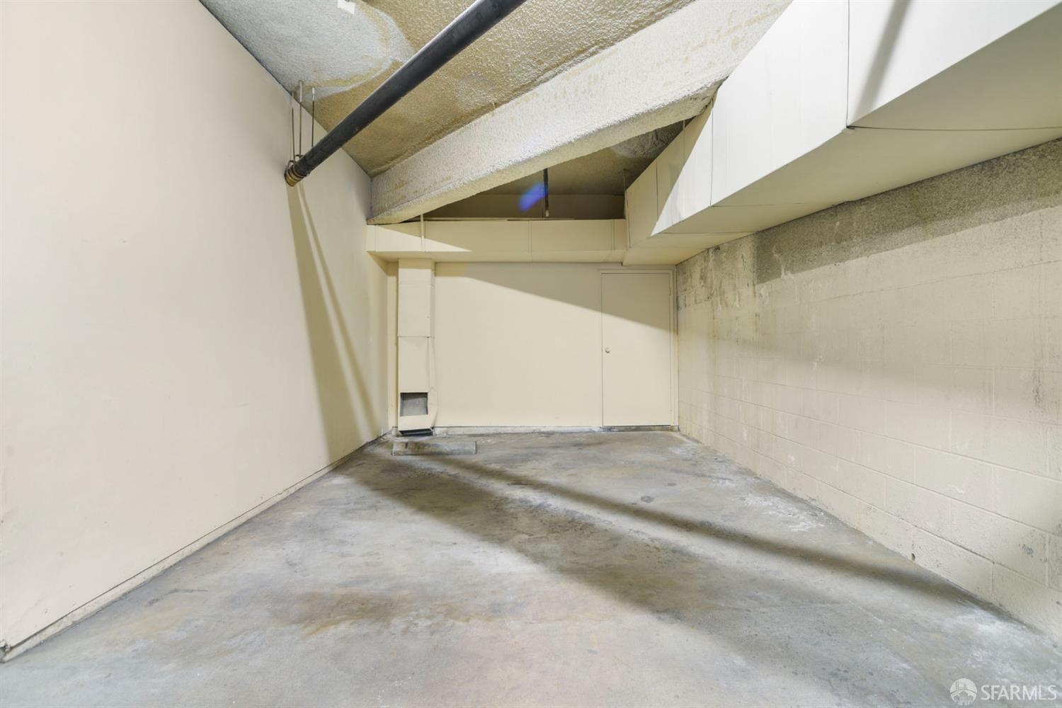 Detail Gallery Image 37 of 54 For 110 Park Rd #101,  Burlingame,  CA 94010 - 2 Beds | 2 Baths