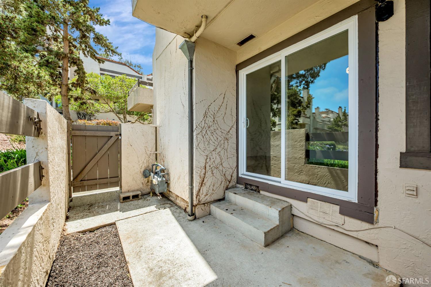 Detail Gallery Image 23 of 31 For 3550 Carter Dr #65,  South San Francisco,  CA 94080 - 2 Beds | 1/1 Baths