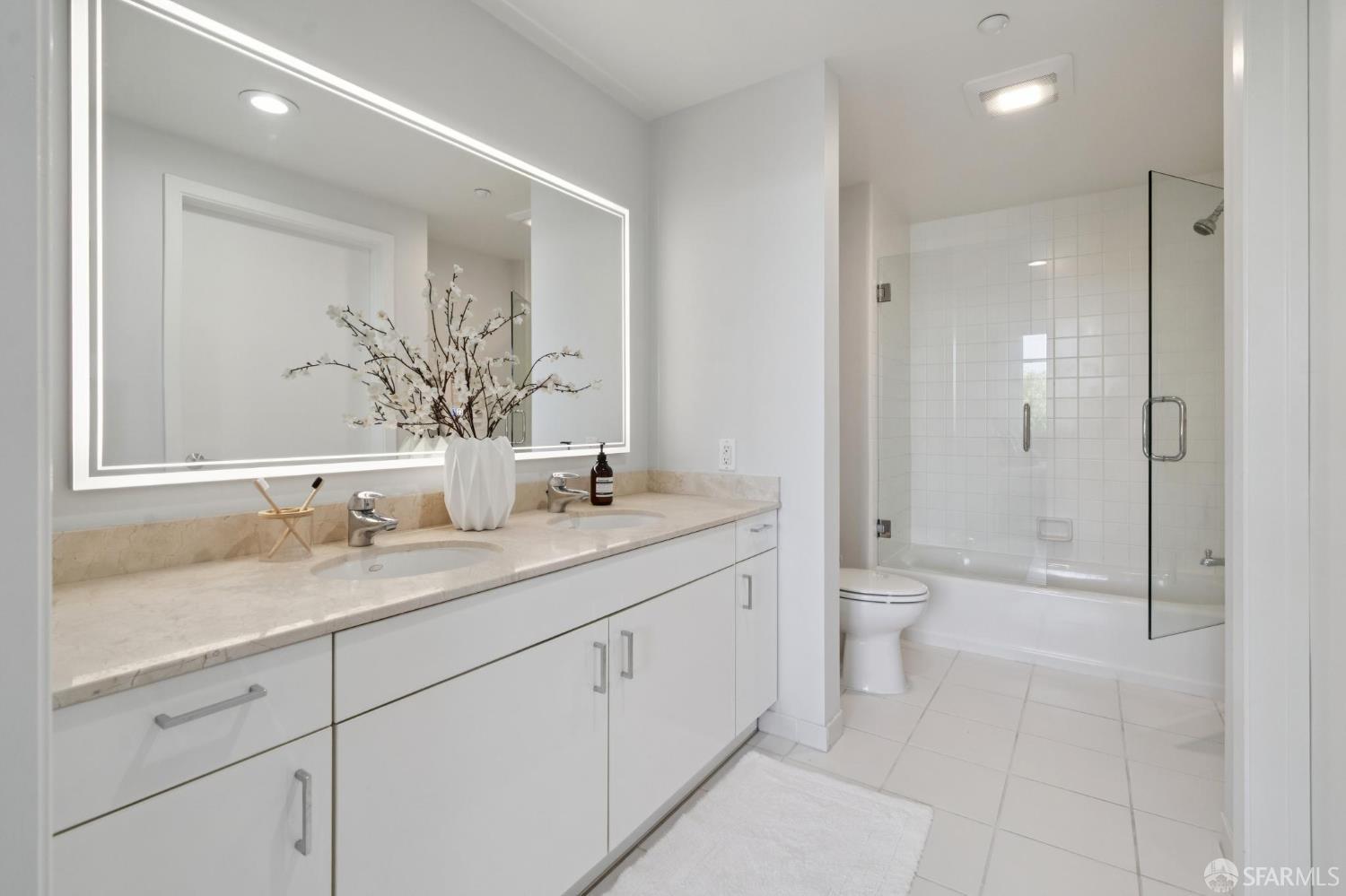 Photo #22: 425048546 Listing: Photo #22
