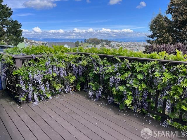 Detail Gallery Image 17 of 58 For 69 Bemis St, San Francisco,  CA 94131 - 3 Beds | 2/1 Baths