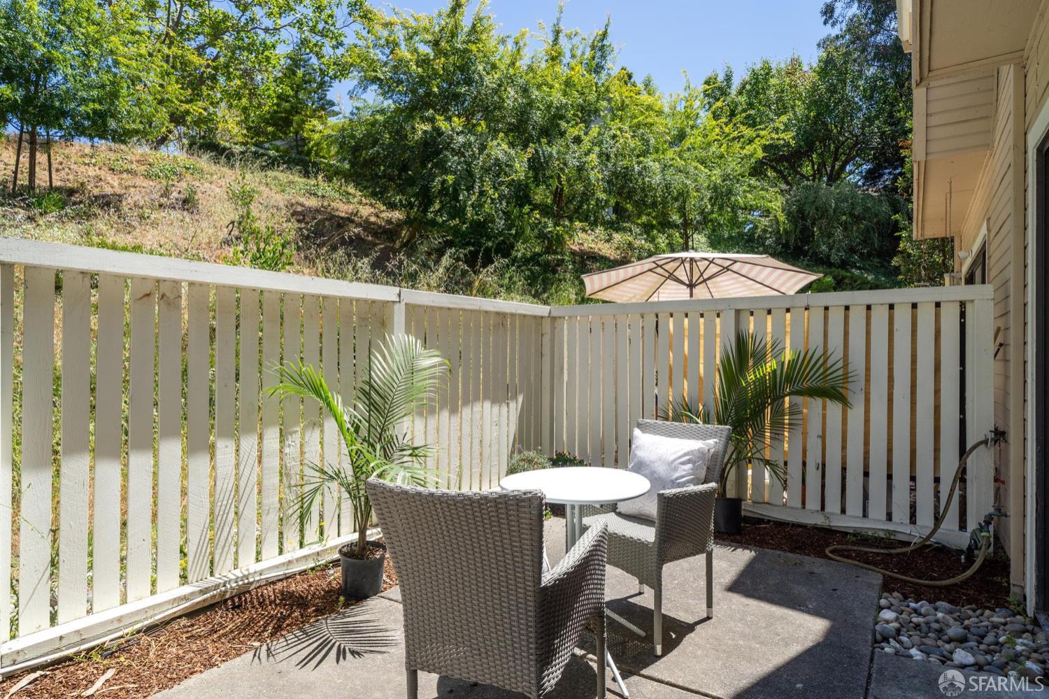Detail Gallery Image 38 of 49 For 2536 Treeside Way, Richmond,  CA 94806 - 2 Beds | 2/1 Baths