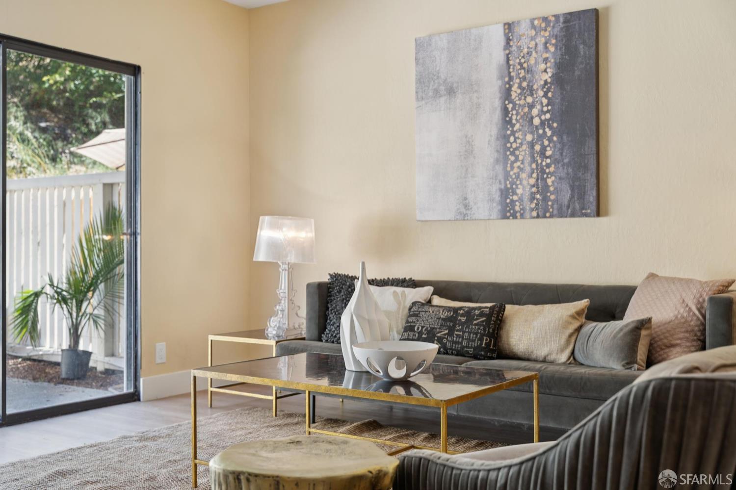 Detail Gallery Image 15 of 49 For 2536 Treeside Way, Richmond,  CA 94806 - 2 Beds | 2/1 Baths