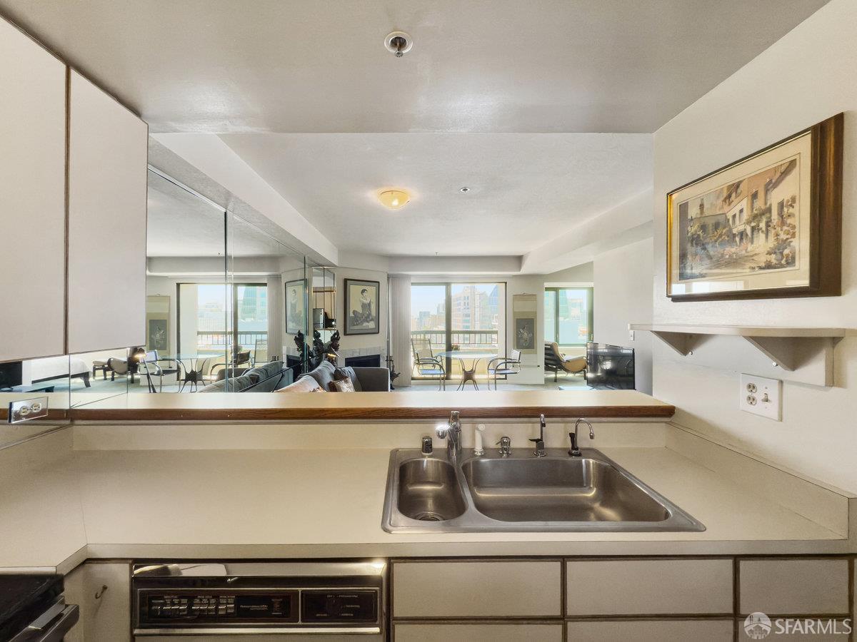 Detail Gallery Image 10 of 25 For 601 Van Ness Ave #1047,  San Francisco,  CA 94102 - 1 Beds | 1 Baths