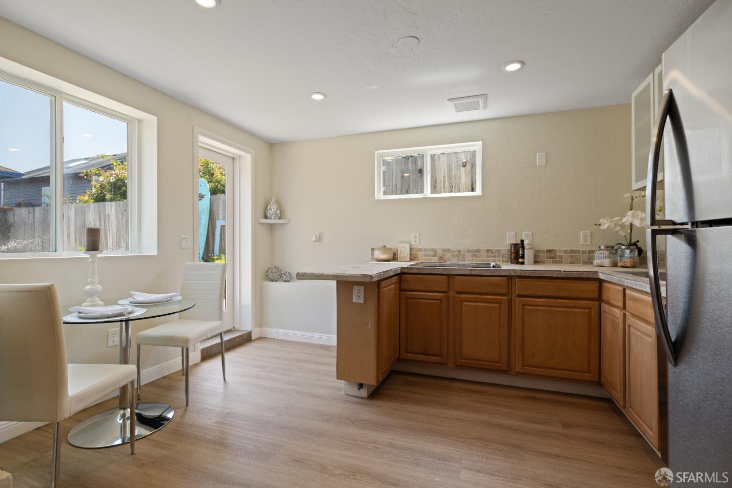 Detail Gallery Image 20 of 29 For 321 7th St, Montara,  CA 94037 - 3 Beds | 2 Baths