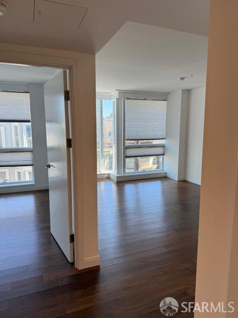 Photo #5: 425048144 Listing 