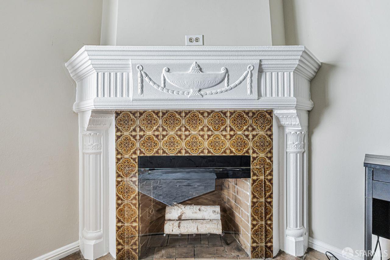 Detail Gallery Image 4 of 17 For 2916 Gough St, San Francisco,  CA 94123 - – Beds | – Baths