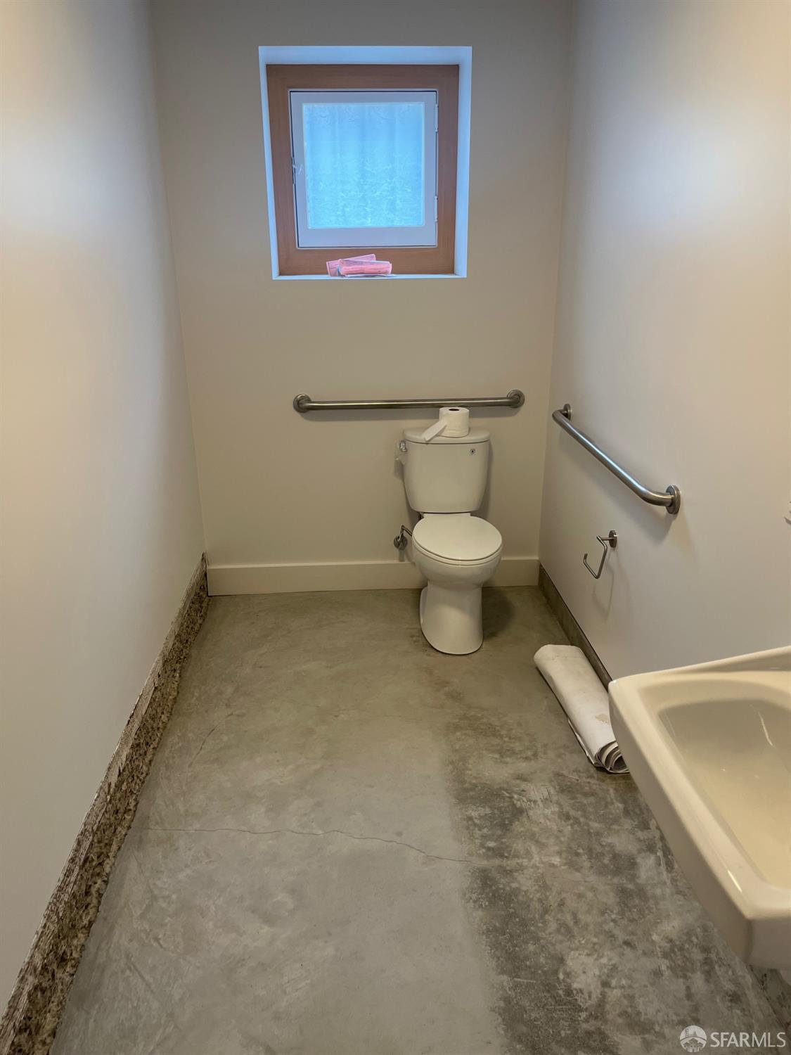 Detail Gallery Image 6 of 17 For 327 Linden St #325,  San Francisco,  CA 94102 - – Beds | – Baths