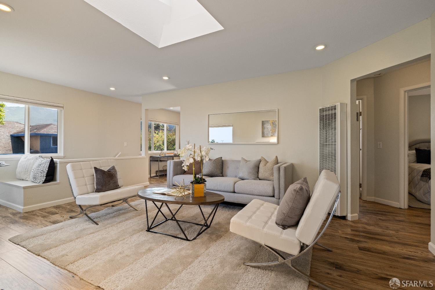 Detail Gallery Image 8 of 29 For 321 7th St, Montara,  CA 94037 - 3 Beds | 2 Baths