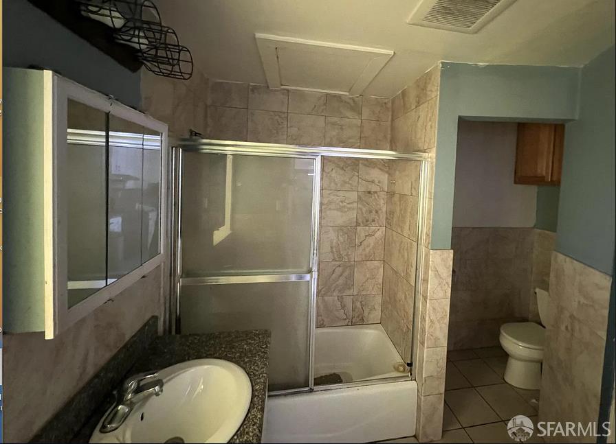 Detail Gallery Image 7 of 29 For 26 Varennes St, San Francisco,  CA 94133 - – Beds | – Baths