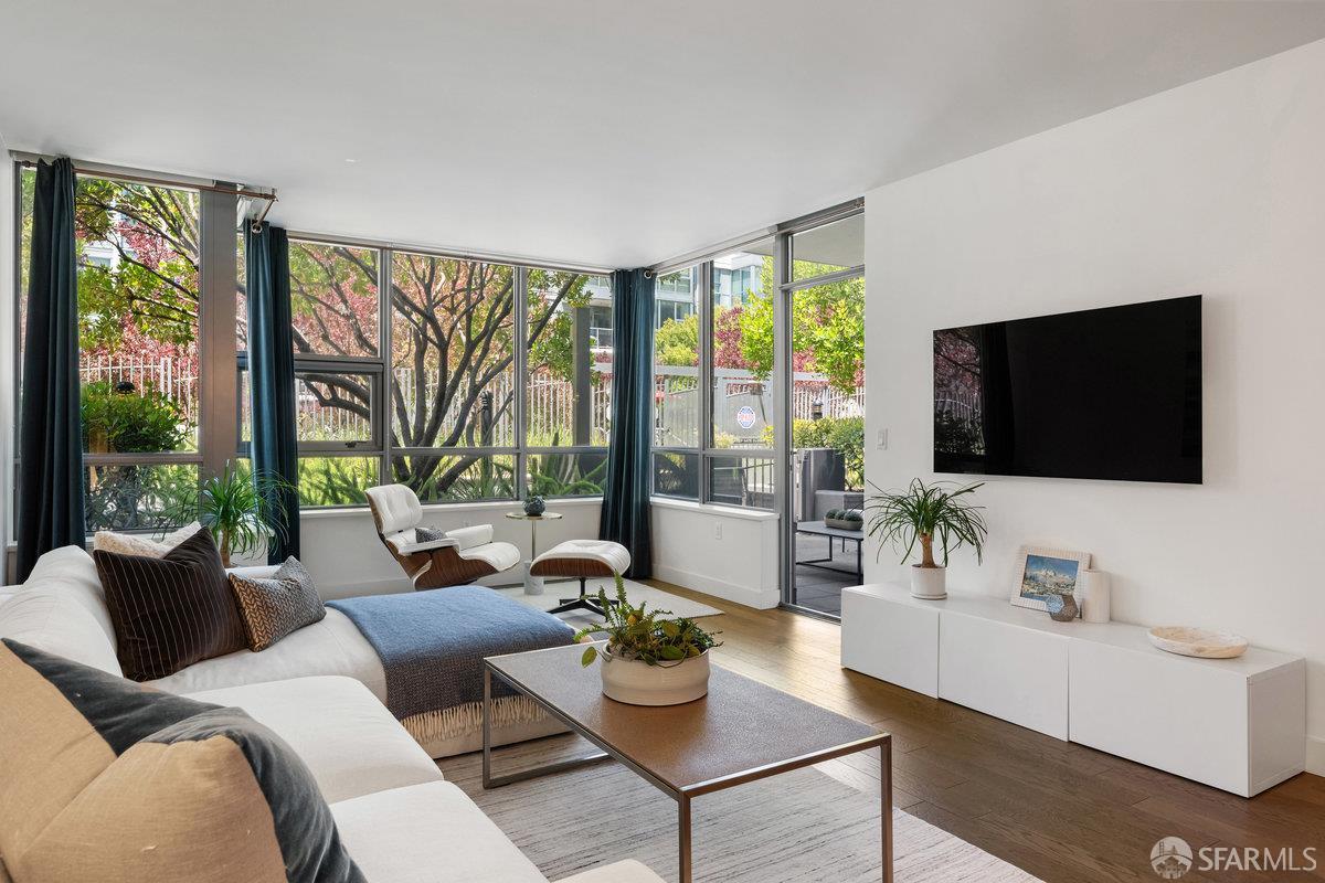 Detail Gallery Image 2 of 61 For 420 Mission Bay Blvd #311,  San Francisco,  CA 94158 - 2 Beds | 2 Baths
