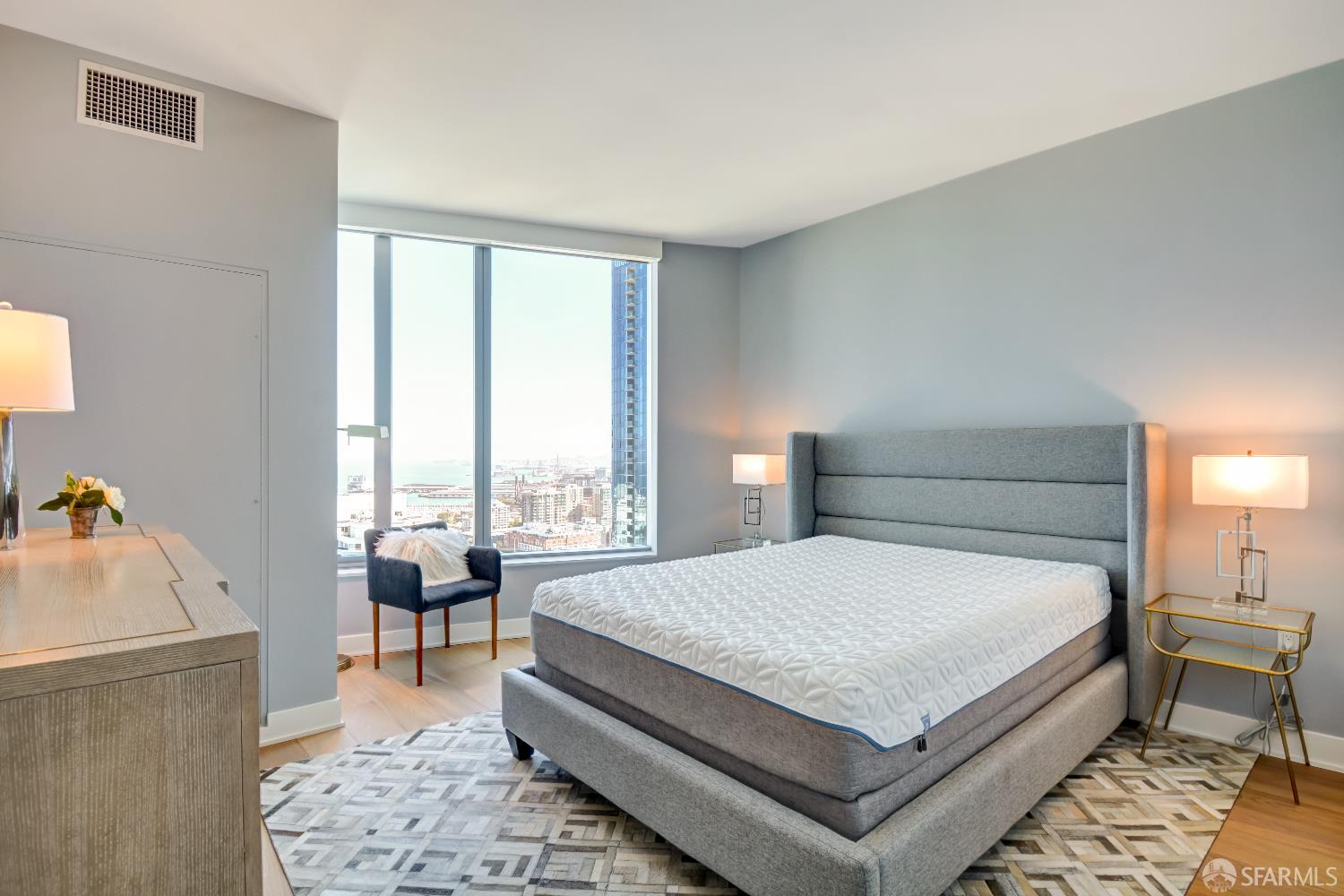 Detail Gallery Image 15 of 46 For 201 Folsom St 32d,  San Francisco,  CA 94105 - 1 Beds | 1 Baths