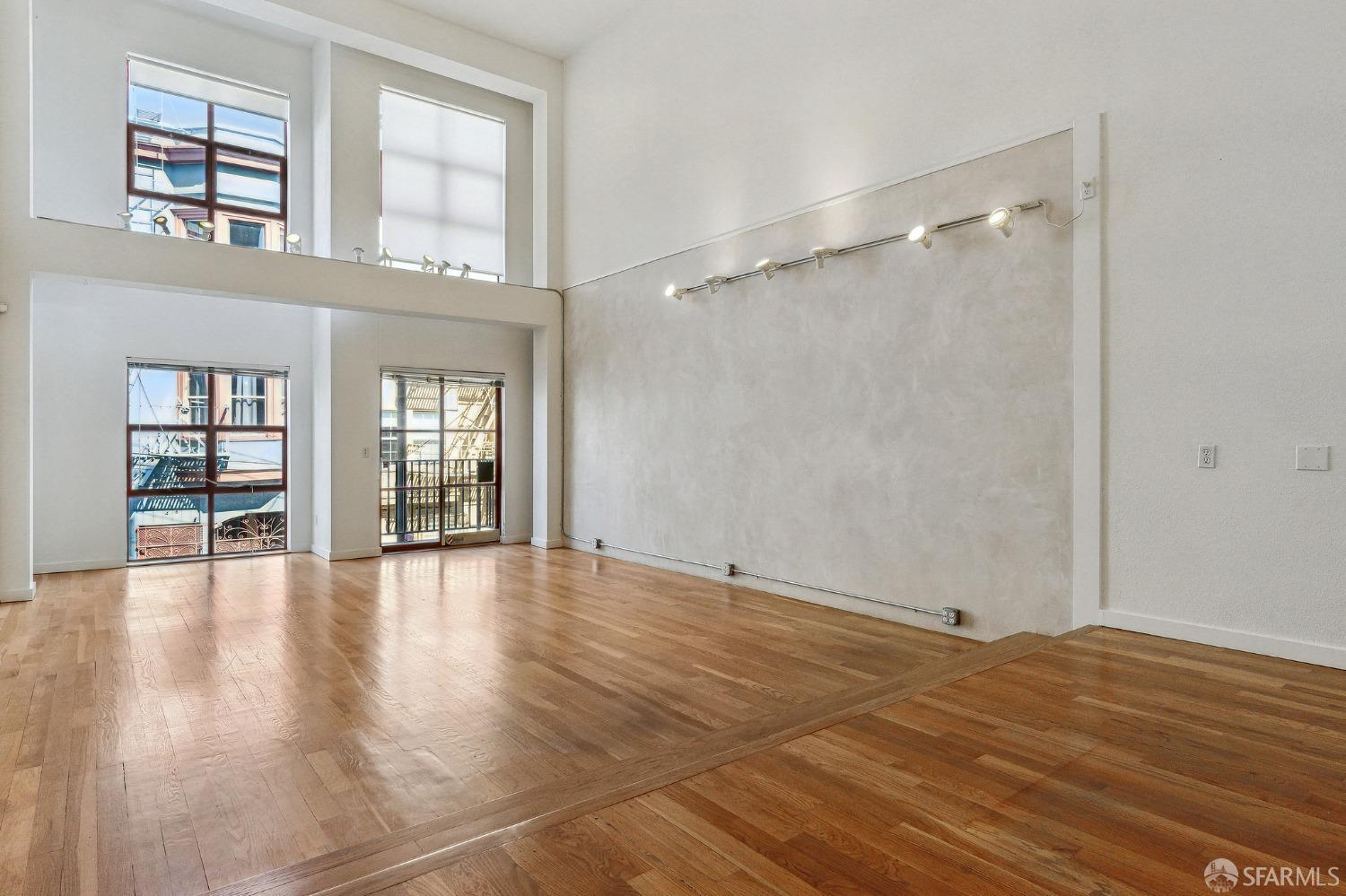 Detail Gallery Image 6 of 27 For 745 Clementina St a,  San Francisco,  CA 94103 - 1 Beds | 1/2 Baths
