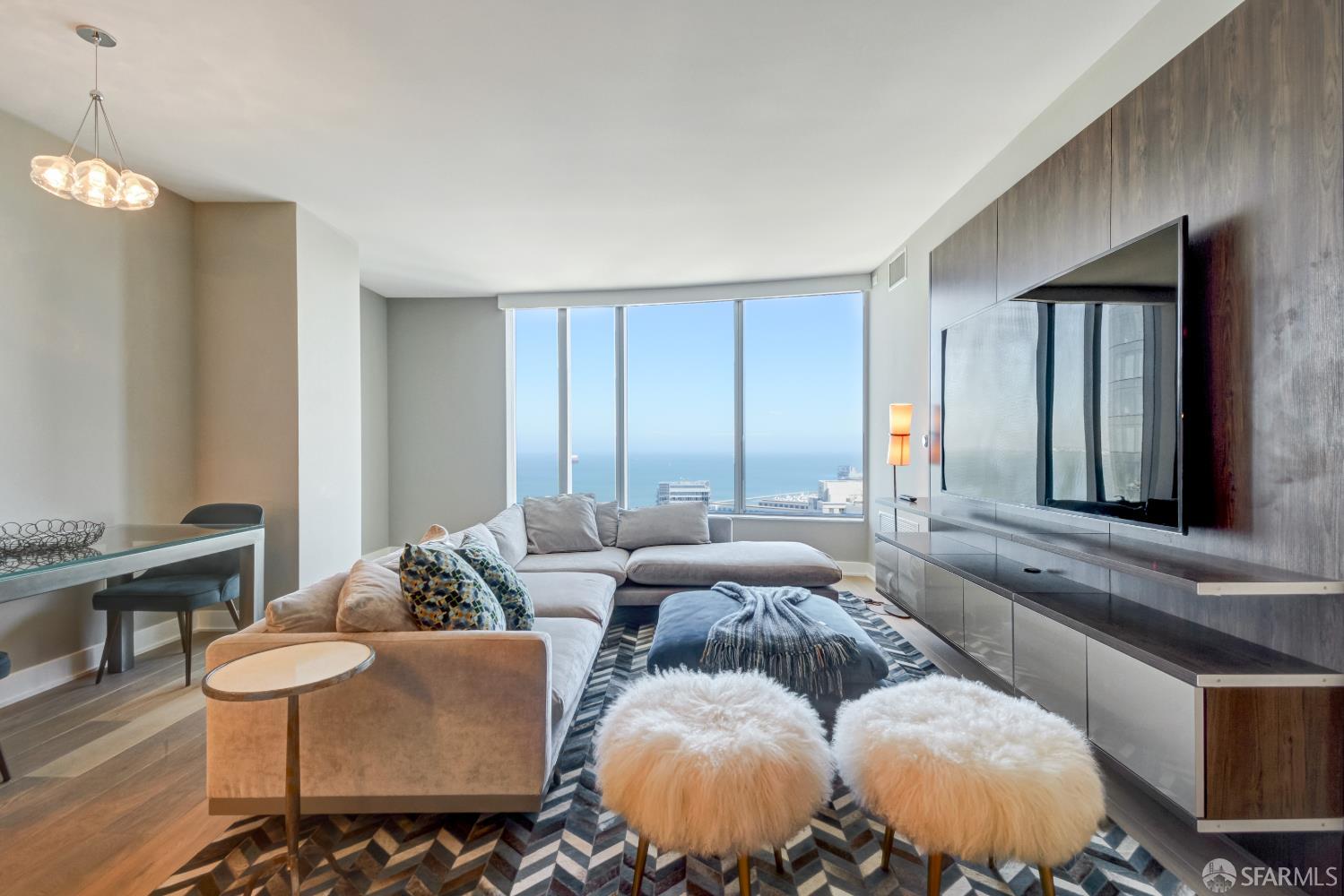 Detail Gallery Image 10 of 46 For 201 Folsom St 32d,  San Francisco,  CA 94105 - 1 Beds | 1 Baths