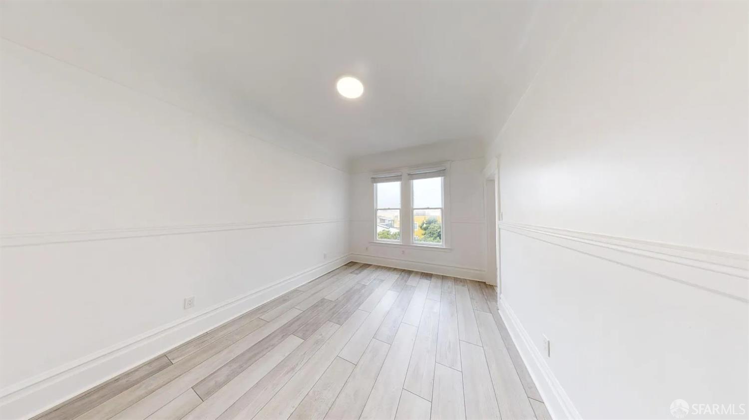 Detail Gallery Image 7 of 19 For 676 Greenwich St, San Francisco,  CA 94133 - – Beds | – Baths