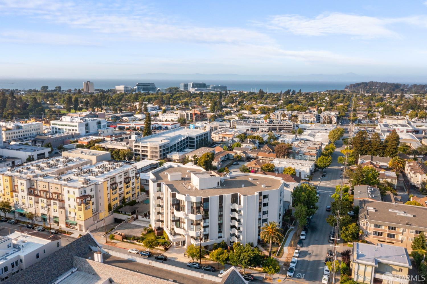 Detail Gallery Image 49 of 54 For 110 Park Rd #101,  Burlingame,  CA 94010 - 2 Beds | 2 Baths