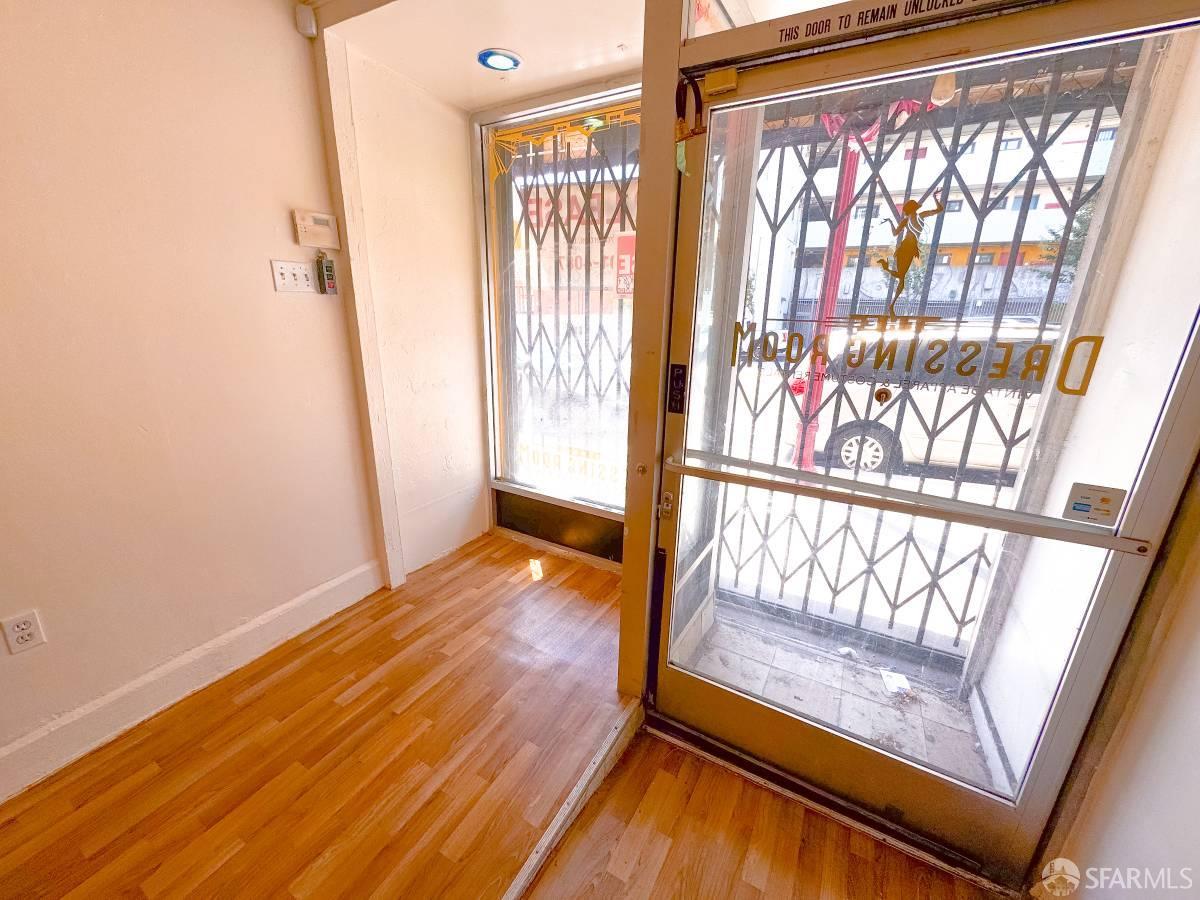 Detail Gallery Image 3 of 12 For 752 Broadway St #748,  San Francisco,  CA 94133 - – Beds | – Baths