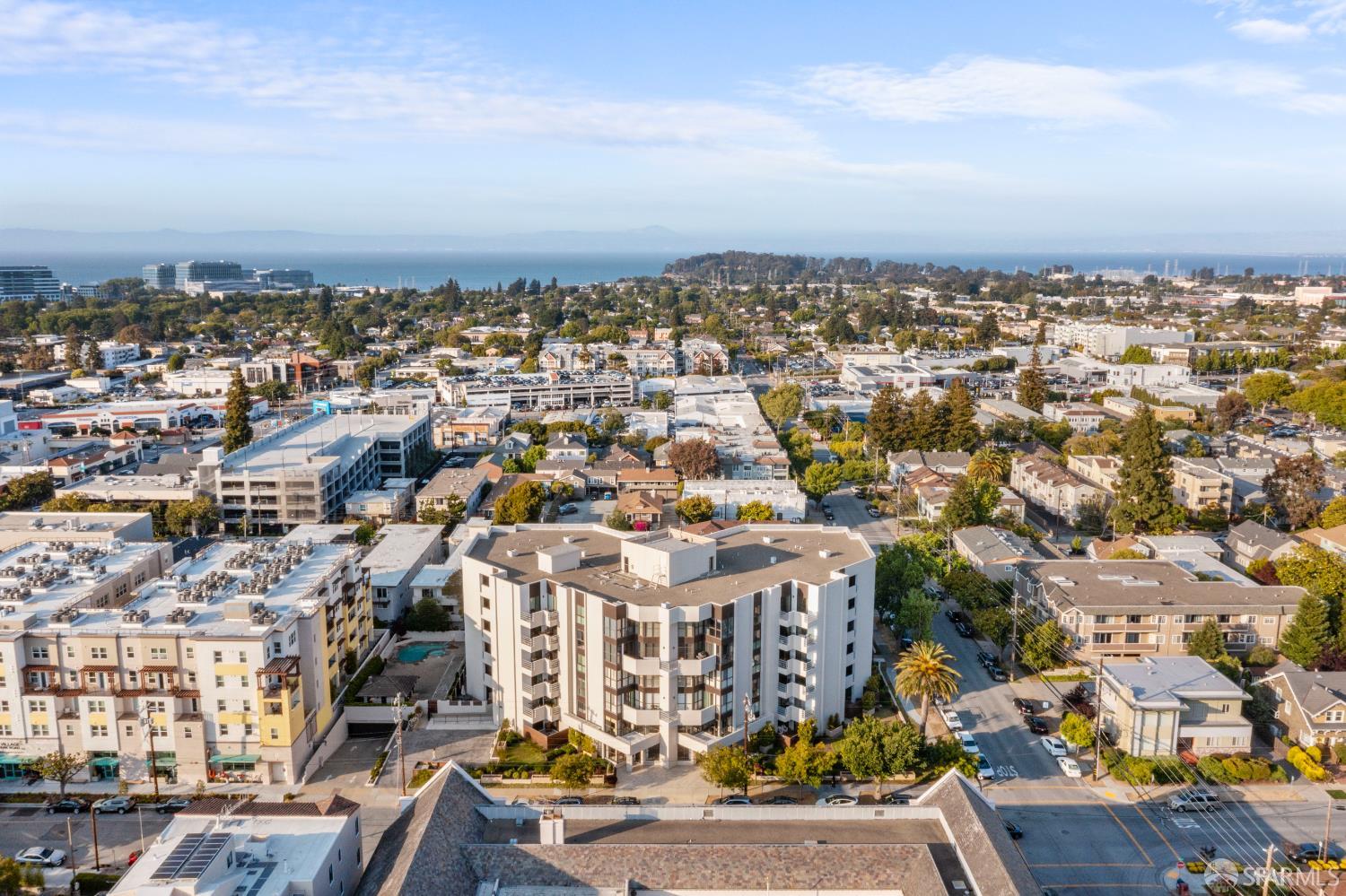 Detail Gallery Image 51 of 54 For 110 Park Rd #101,  Burlingame,  CA 94010 - 2 Beds | 2 Baths