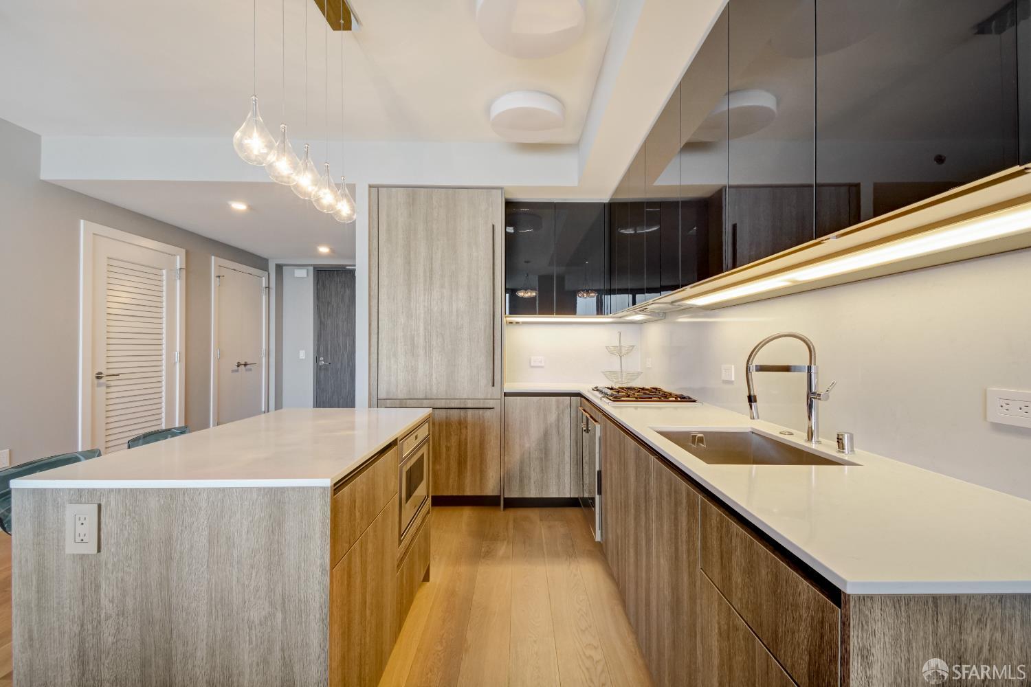 Detail Gallery Image 8 of 46 For 201 Folsom St 32d,  San Francisco,  CA 94105 - 1 Beds | 1 Baths
