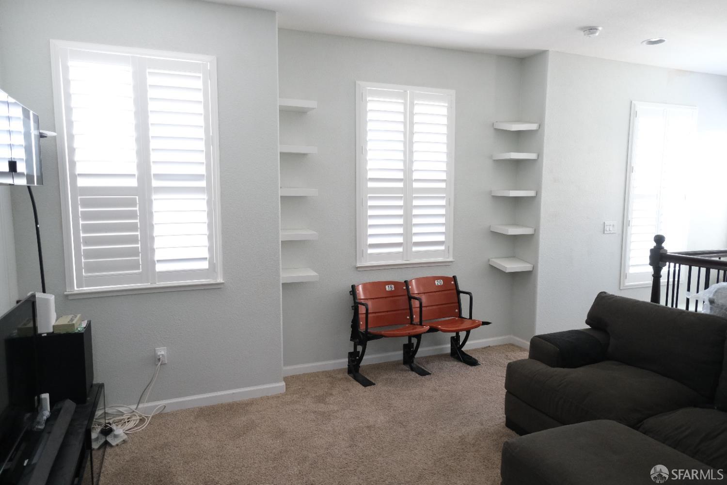 Detail Gallery Image 8 of 9 For 2312 Verona Dr, Bay Point,  CA 94565 - 4 Beds | 2/1 Baths
